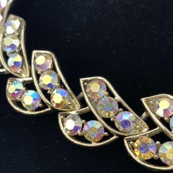 Vintage 50s Gold Tone Aurora Borealis Rhinestone Choker Necklace Leaf Design - Picture 3 of 7
